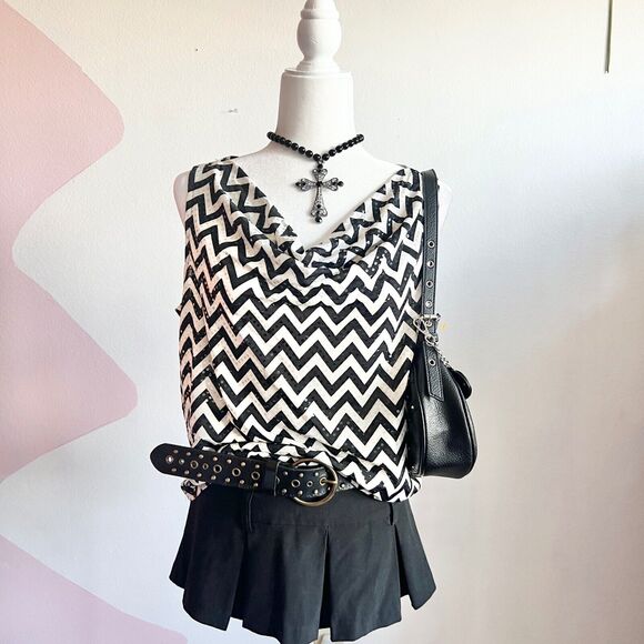 Y2K Black & White Chevron Tank Top, Sequins, Retro Glam, Indie‎ Sleaze, Bold, M - Picture 1 of 3
